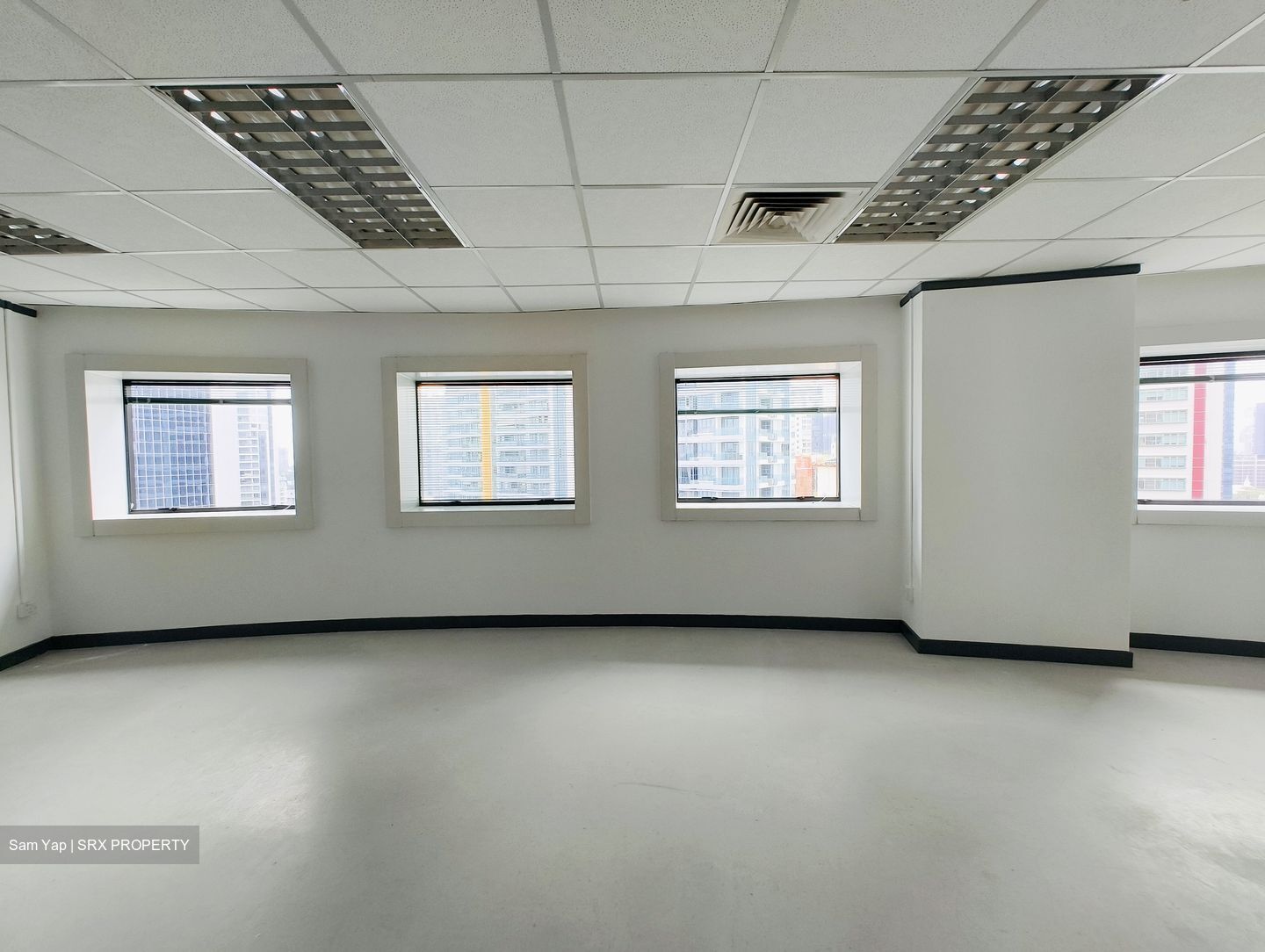 Goldhill Plaza (D11), Office #447905641